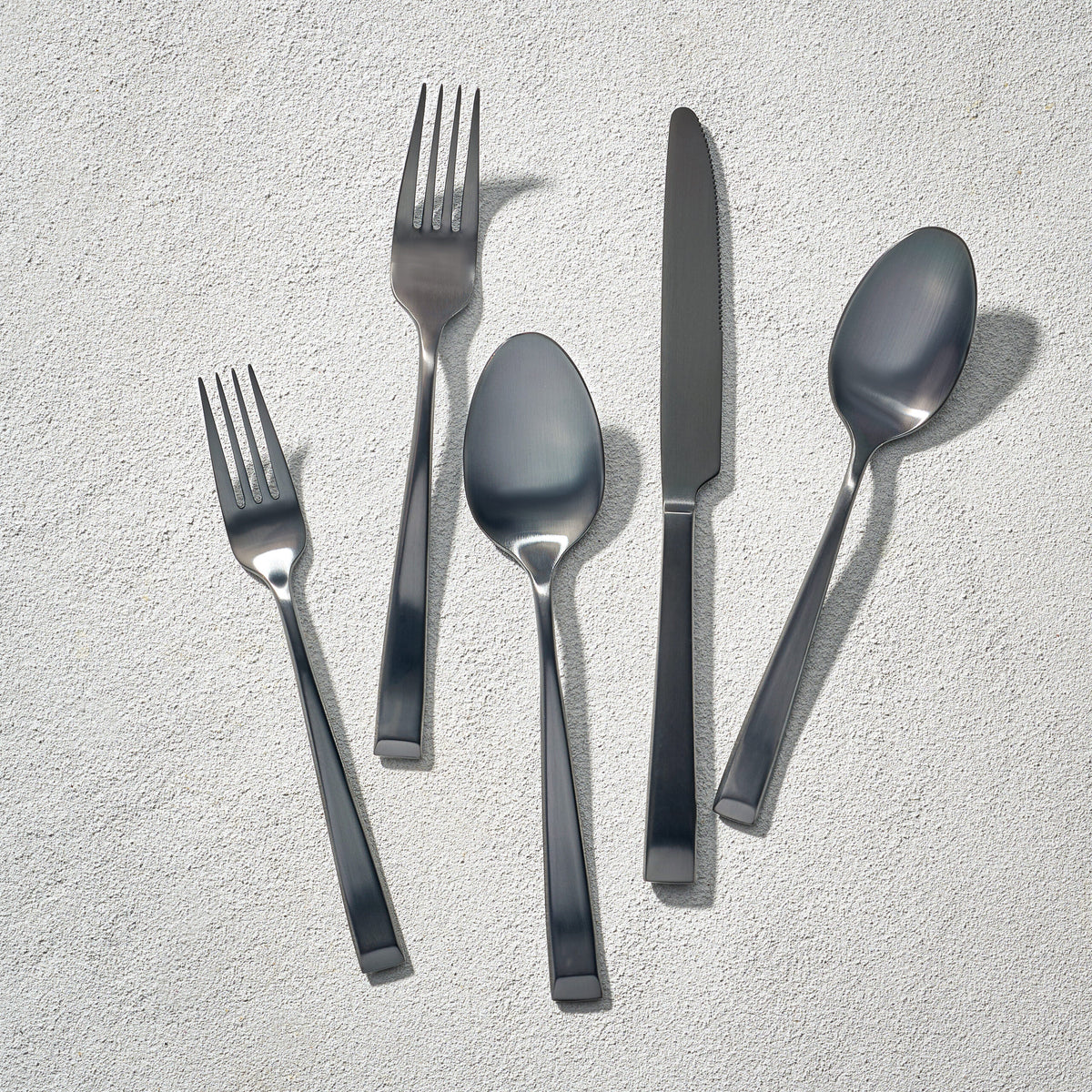 Vikko Dine - Autumn 18/10 20 Piece Flatware Set, Service For 4 - Assorted Colors