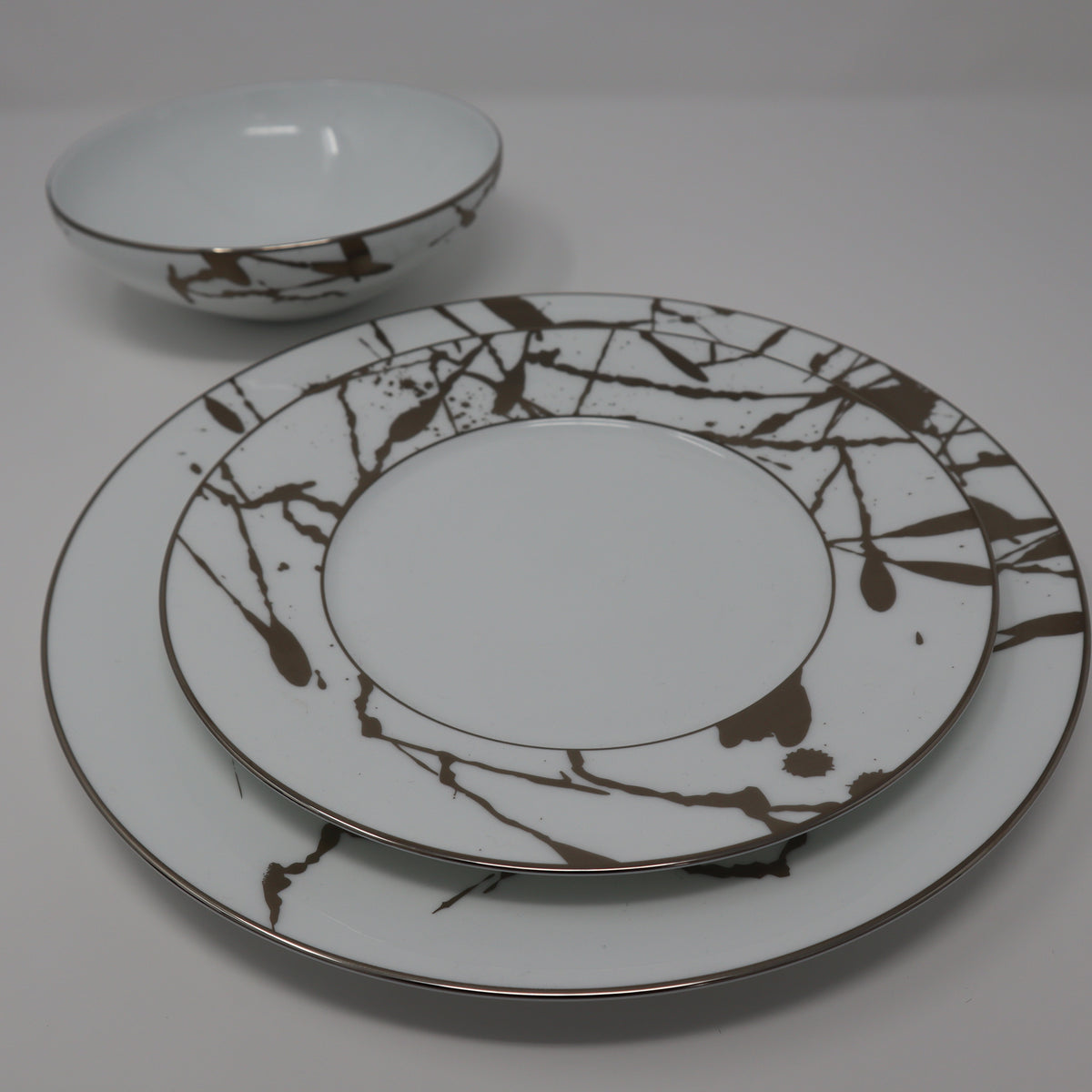 Noritake Raptures Platinum 12 Piece Set, Service For 4, Dinner Salad Soup/ Cereal