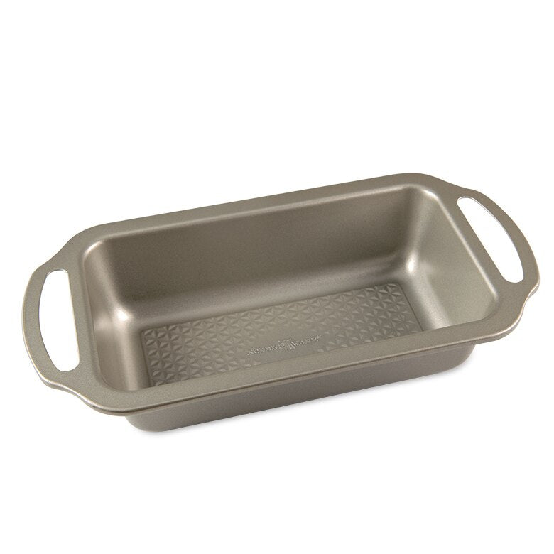 Nordic Ware - Treat Nonstick Loaf Pan, 9x5"