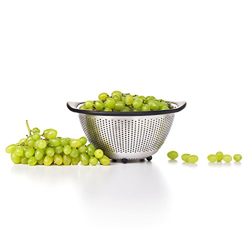 OXO Good Grips 3 Qt Stainless Steel Colander