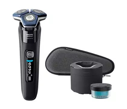Philips Norelco Shaver Series 7000 Wet & Dry Electric Shaver, Quick Clean Pod, Popup Trimmer