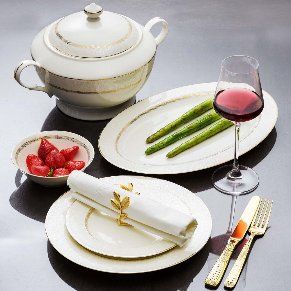 Brilliant Aida 30 Piece Bone China Dinnerware Set