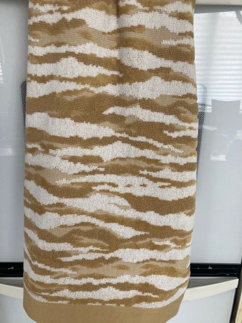 European Art Onyx Hand Towel Topaz 19 x 30