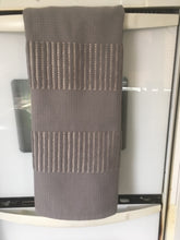 European Art Honeycomb Gray Waffle Hand Towel 19x30