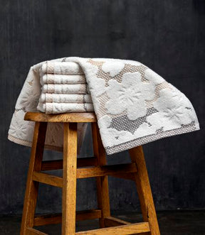 European Art Blossom Hand Towel