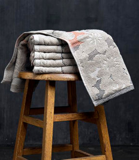 European Art Blossom Hand Towel