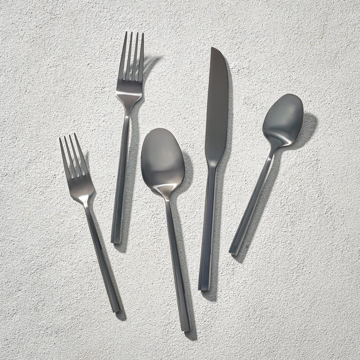 Vikko Dine Sutherland 20 Piece 18/10 Stainless Steel Flatware, Brushed Black